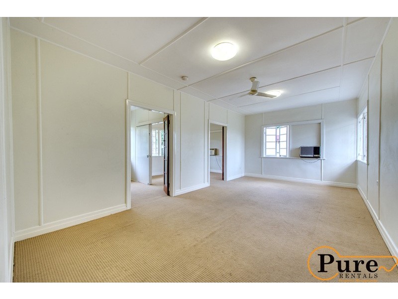 65 Chaucer Street, Moorooka QLD 4105