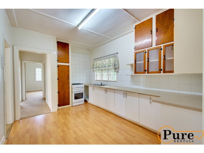 65 Chaucer Street, Moorooka QLD 4105