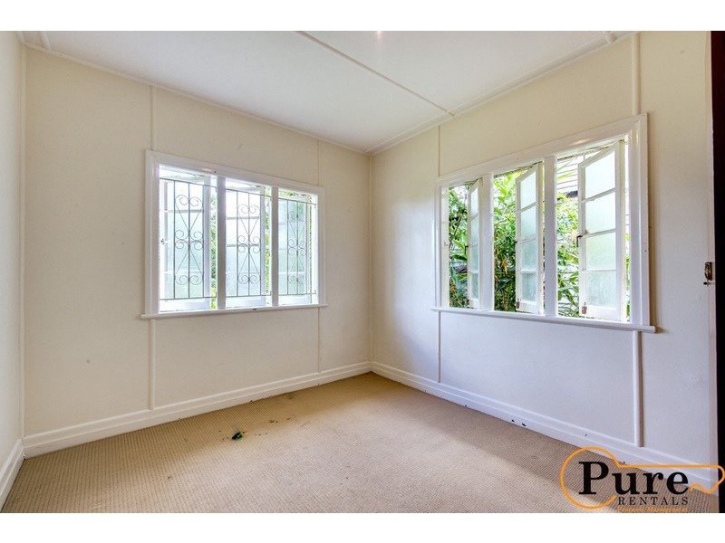 65 Chaucer Street, Moorooka QLD 4105