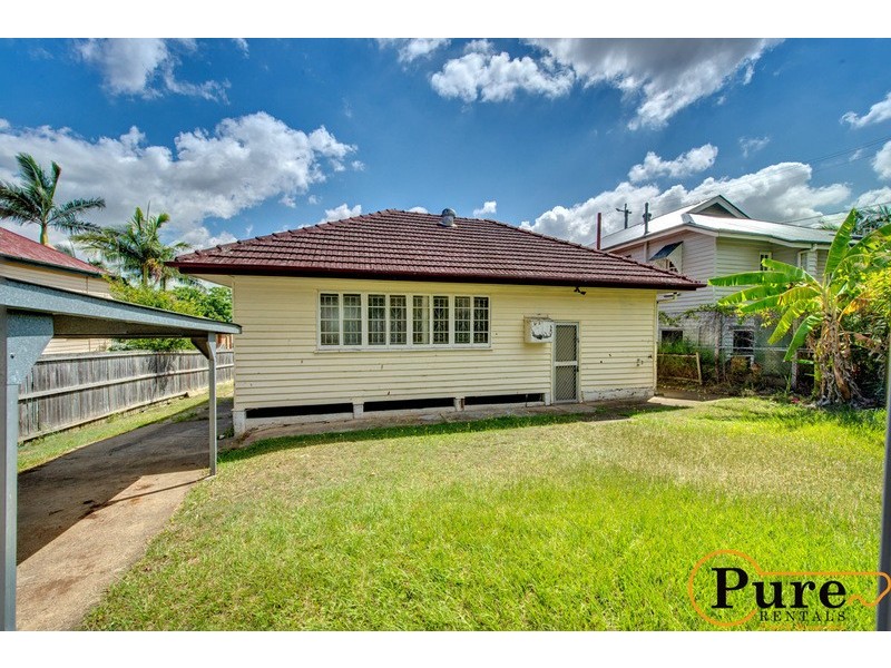 65 Chaucer Street, Moorooka QLD 4105