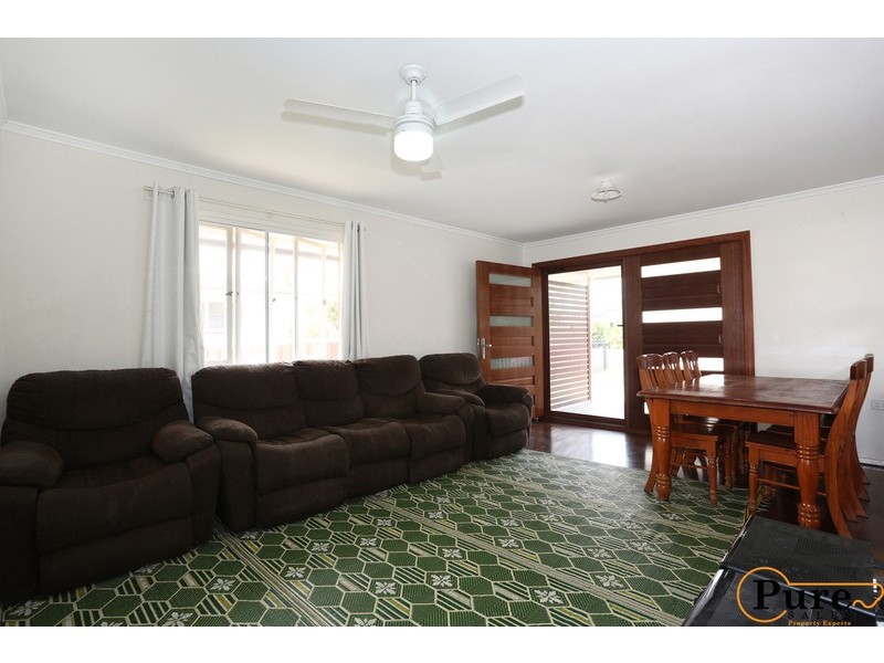 164 Smith Road, Woodridge QLD 4114