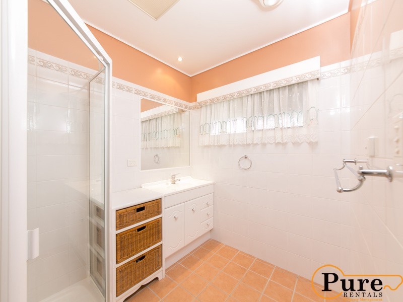 9 Bigi Street, Chermside West QLD 4032