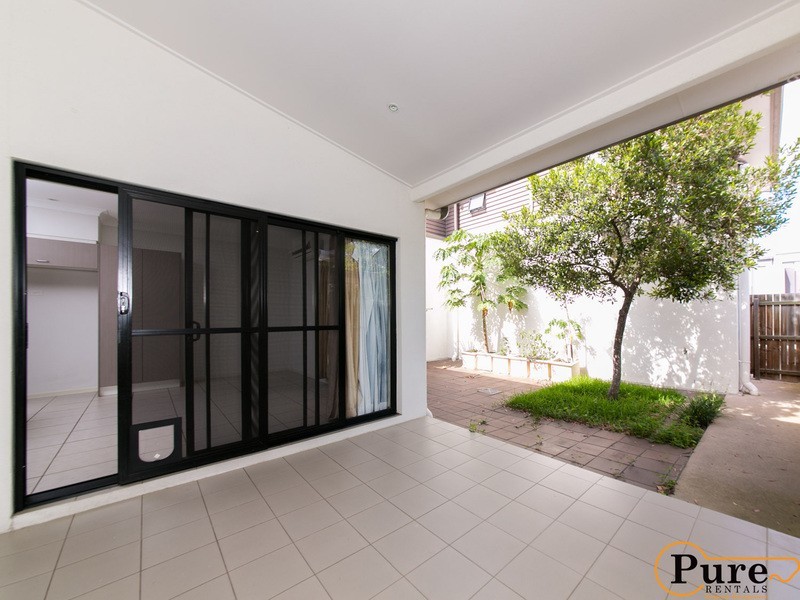 126/16 Surbiton Court, Carindale QLD 4152