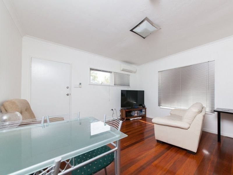 13B Mackenzie Street, Annerley QLD 4103