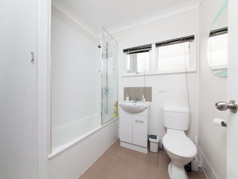 13B Mackenzie Street, Annerley QLD 4103