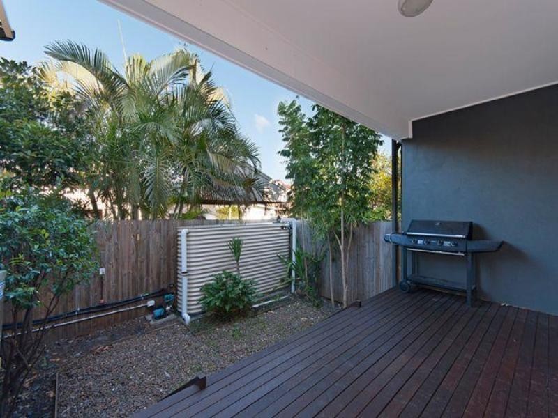 4/100  Bride Street, Wynnum QLD 4178