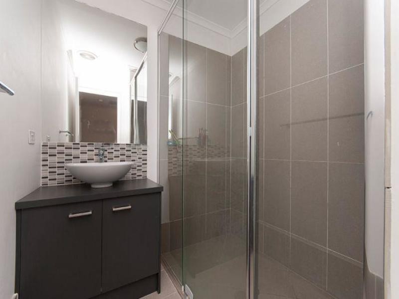 4/100  Bride Street, Wynnum QLD 4178