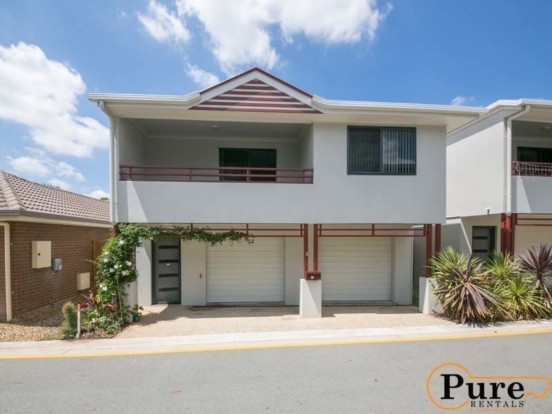 1/3 Palmerston Lane, Fitzgibbon QLD 4018