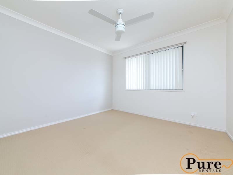 1/3 Palmerston Lane, Fitzgibbon QLD 4018