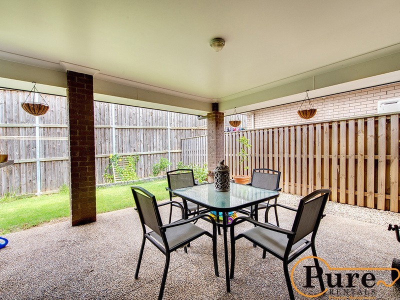 56 Merimbula Crescent, Fitzgibbon QLD 4018