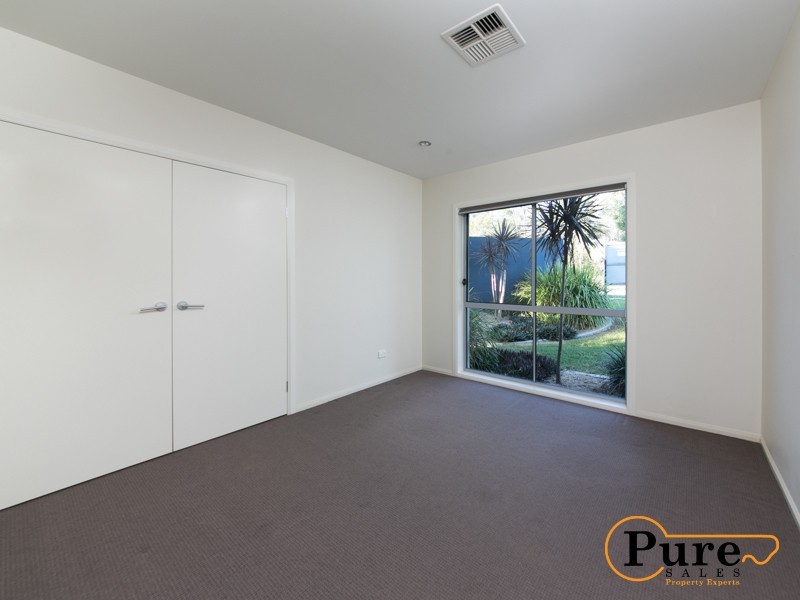 99 Livesay Road, Moggill QLD 4070