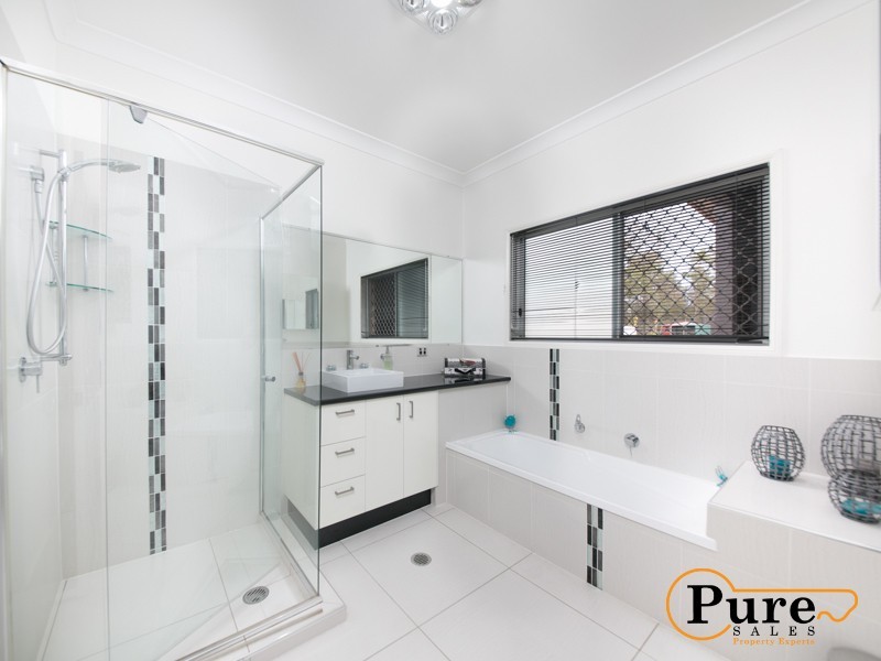 35-39 Highgrove Close, Chambers Flat QLD 4133