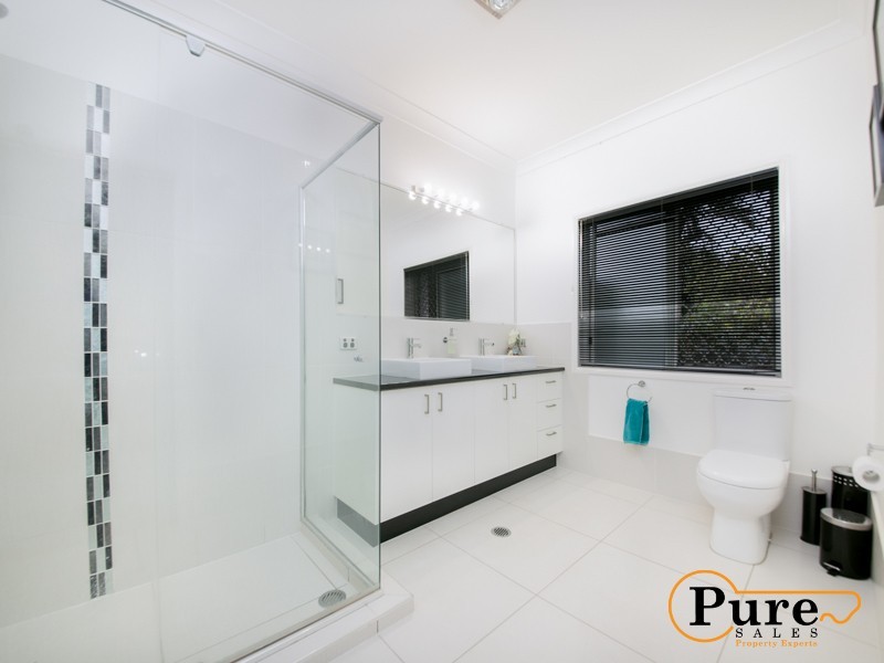 35-39 Highgrove Close, Chambers Flat QLD 4133