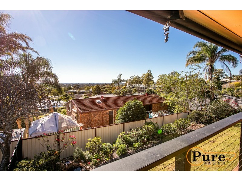 8 Lance Drive, Mount Warren Park QLD 4207