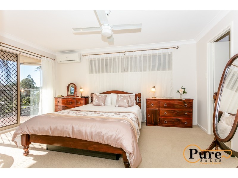 8 Lance Drive, Mount Warren Park QLD 4207