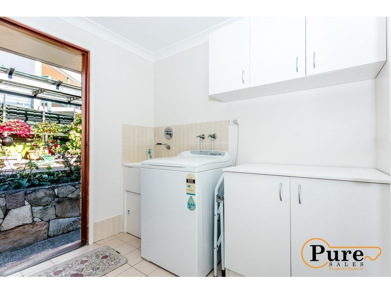8 Lance Drive, Mount Warren Park QLD 4207
