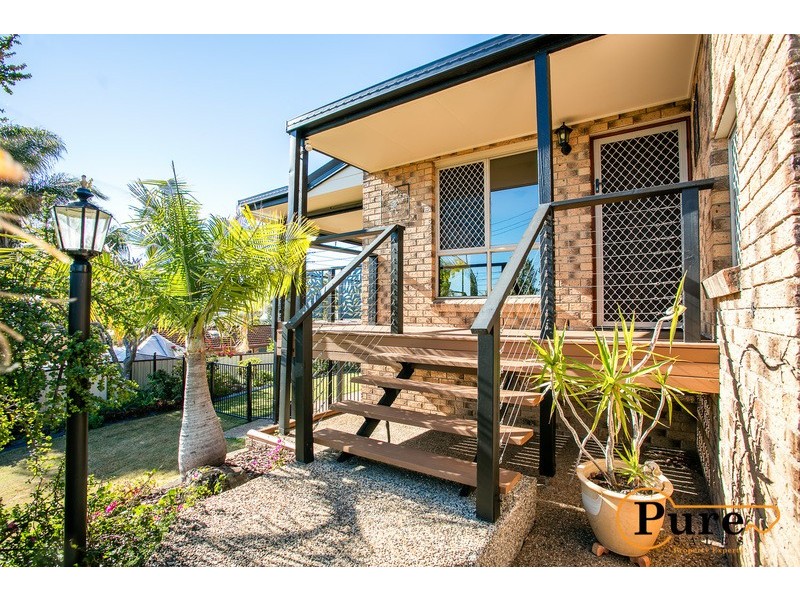 8 Lance Drive, Mount Warren Park QLD 4207