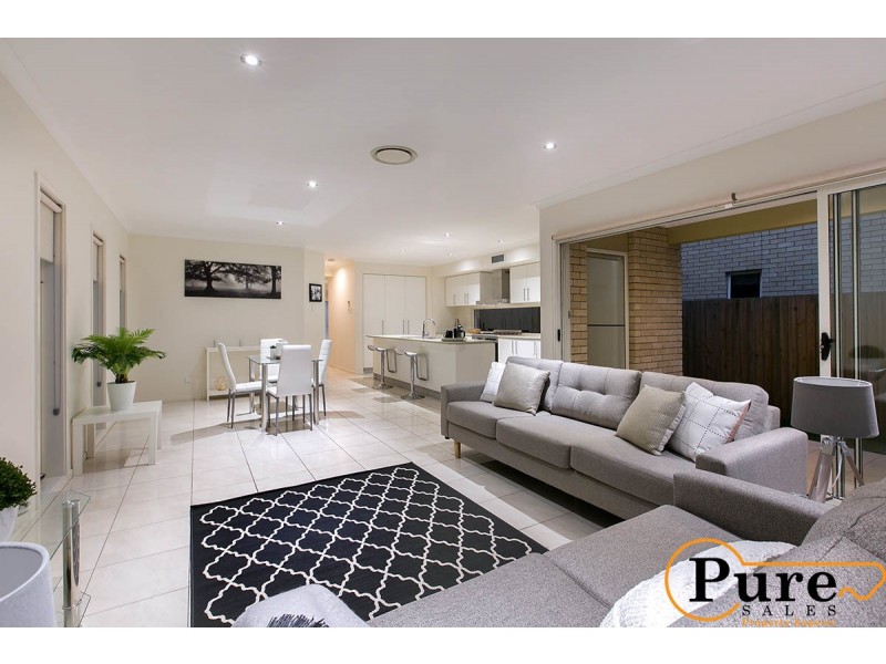 17A Brenda Street, Morningside QLD 4170