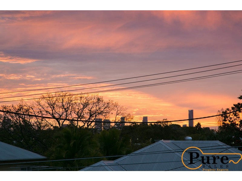 17A Brenda Street, Morningside QLD 4170