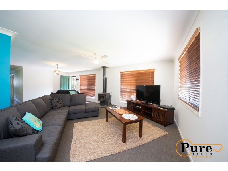 42 Archer Court, Chambers Flat QLD 4133