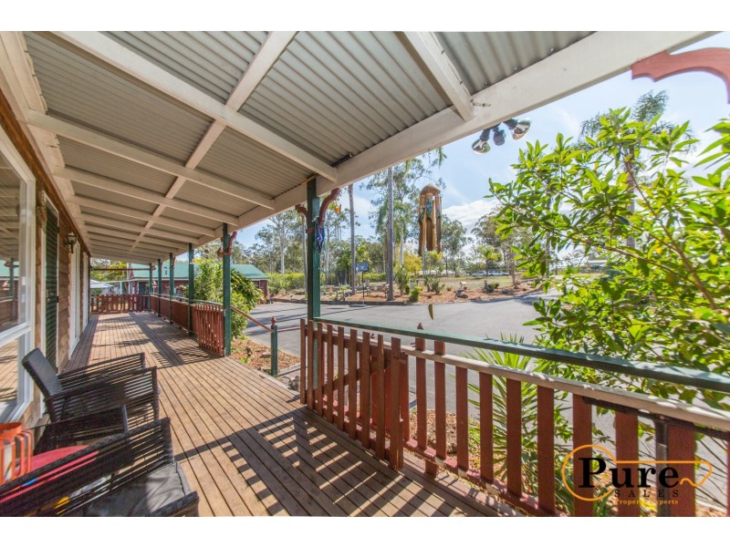 42 Archer Court, Chambers Flat QLD 4133