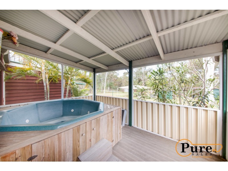 42 Archer Court, Chambers Flat QLD 4133