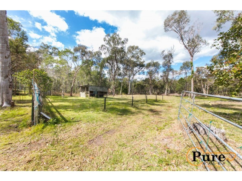 42 Archer Court, Chambers Flat QLD 4133