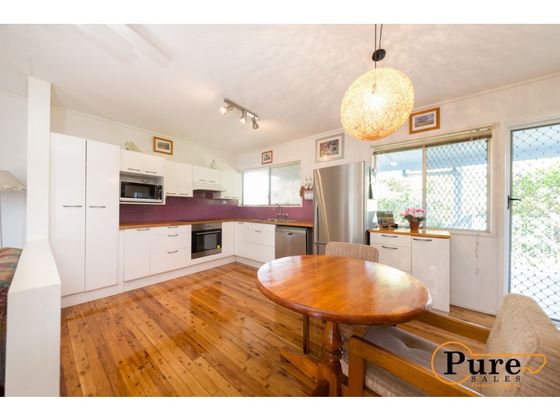 24 Ashvale Street, Kingston QLD 4114
