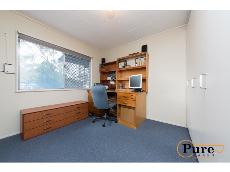 24 Ashvale Street, Kingston QLD 4114