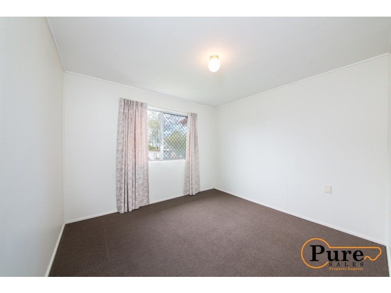 8 Patricia Avenue, Woodridge QLD 4114