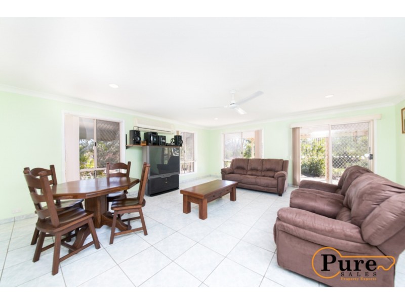 11 Belair Drive, Yatala QLD 4207
