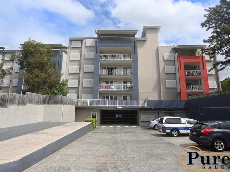 13/14 Le Grand Street, Macgregor QLD 4109