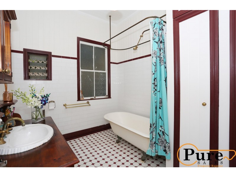 37 Jessop Street, Windsor QLD 4030