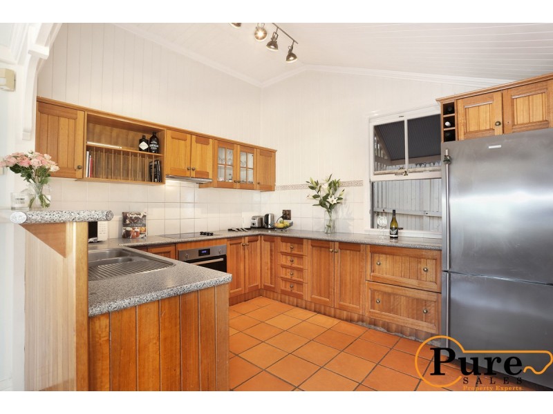 37 Jessop Street, Windsor QLD 4030