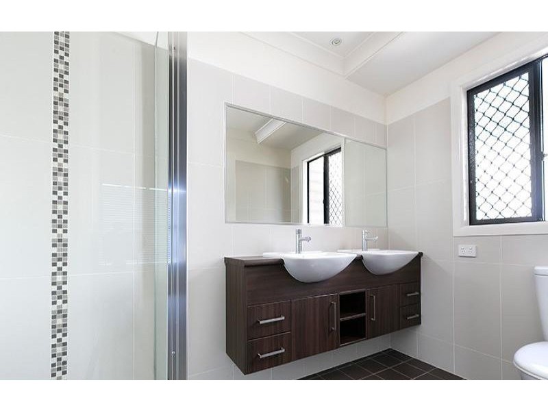 85 Bozzato Place, Kenmore QLD 4069