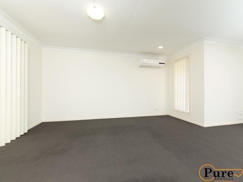 7 Nicolson Court, Mermaid Waters QLD 4218