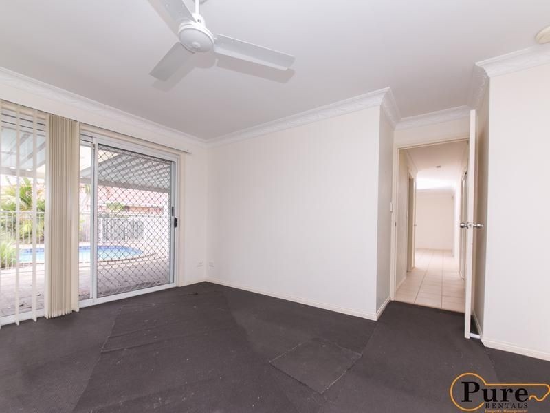 7 Nicolson Court, Mermaid Waters QLD 4218