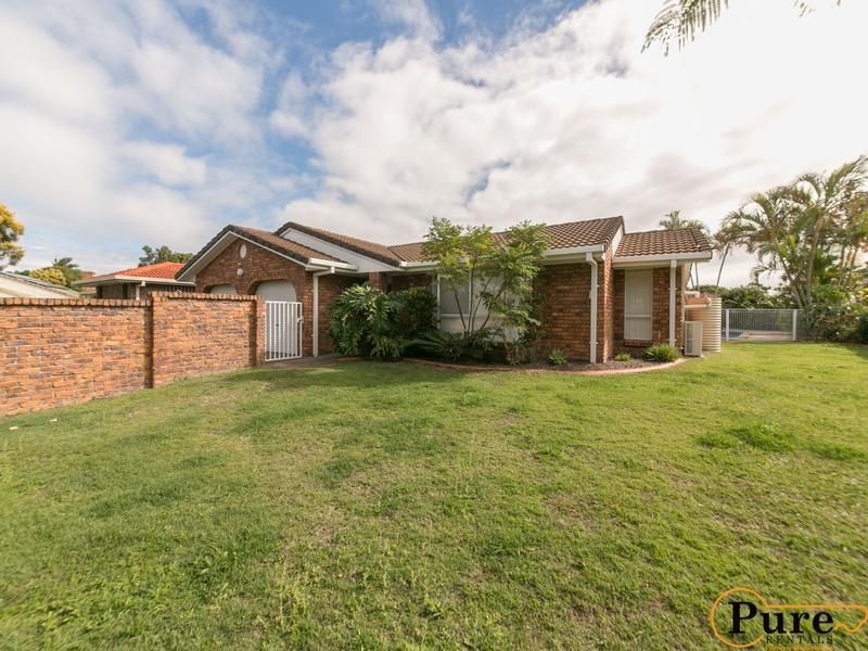 7 Nicolson Court, Mermaid Waters QLD 4218