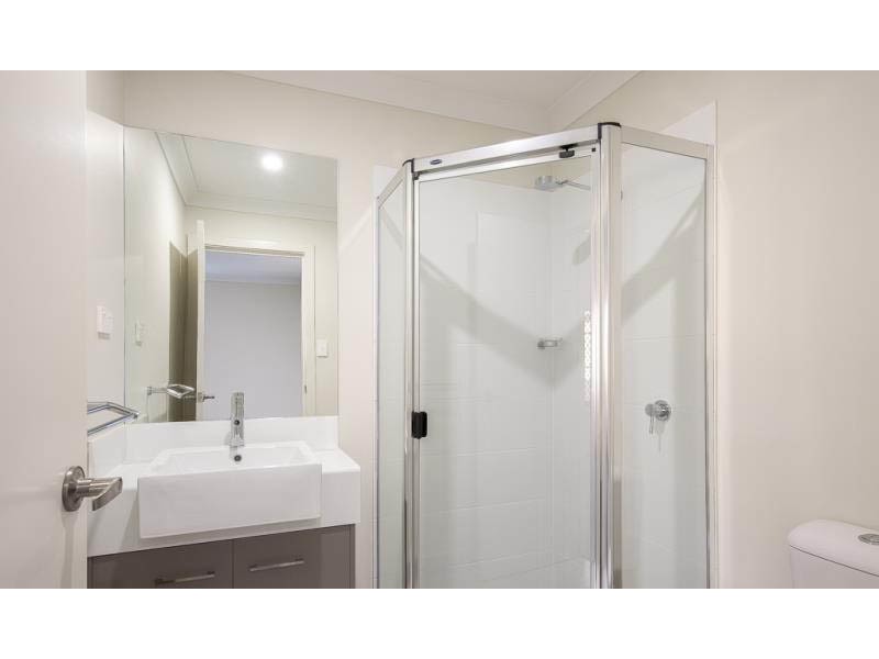 86 Lamington Drive, Redbank Plains QLD 4301