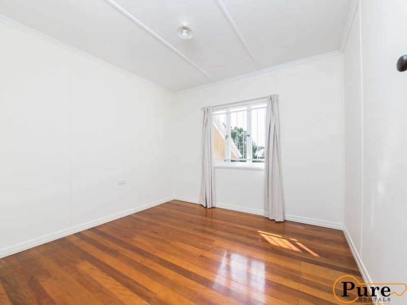 28 Belnoel Street, Wavell Heights QLD 4012