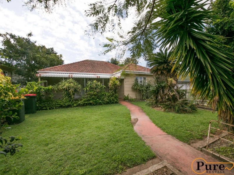 28 Belnoel Street, Wavell Heights QLD 4012