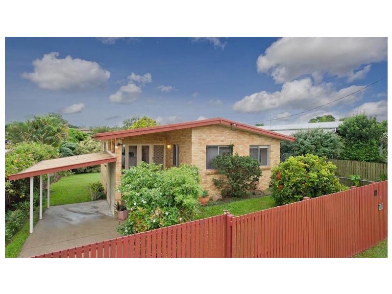 7 Yanderra Avenue, Arana Hills QLD 4054