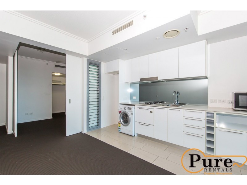 10702/8 Harbour Road, Hamilton QLD 4007