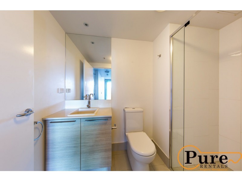 10702/8 Harbour Road, Hamilton QLD 4007