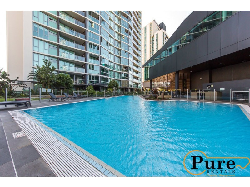 10702/8 Harbour Road, Hamilton QLD 4007