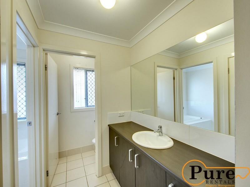 16 McCarthy Crescent, Goodna QLD 4300