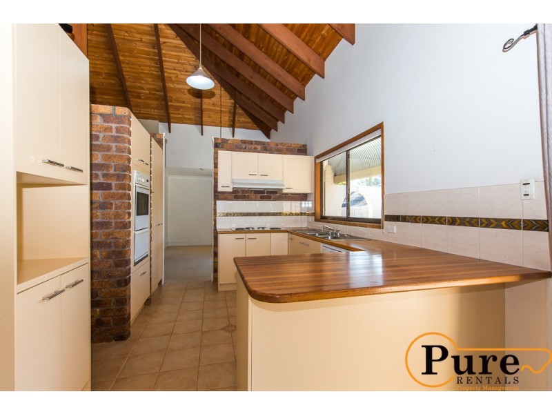 195 Discovery Drive, Helensvale QLD 4212