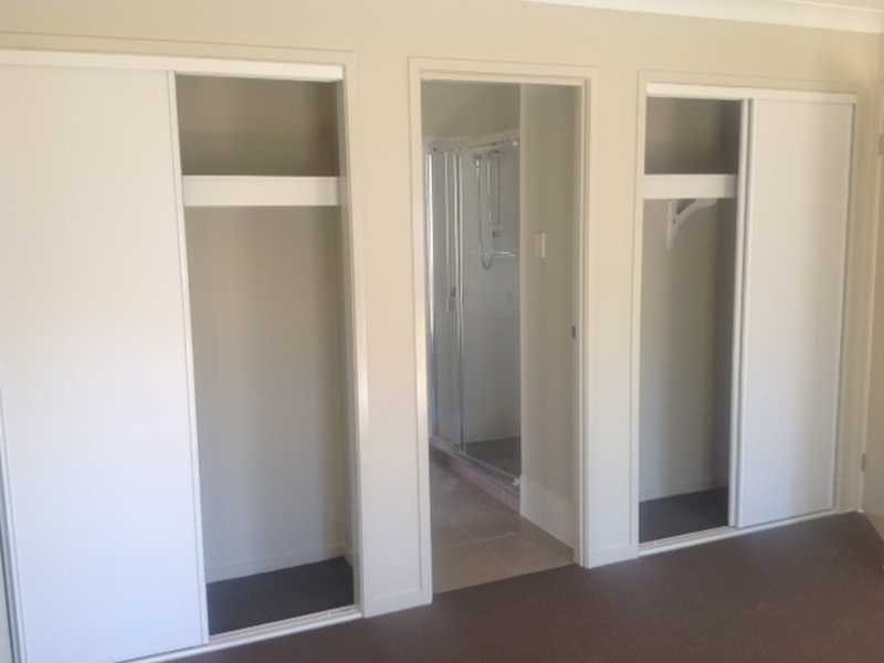 27 Woodgate Street, Oxley QLD 4075