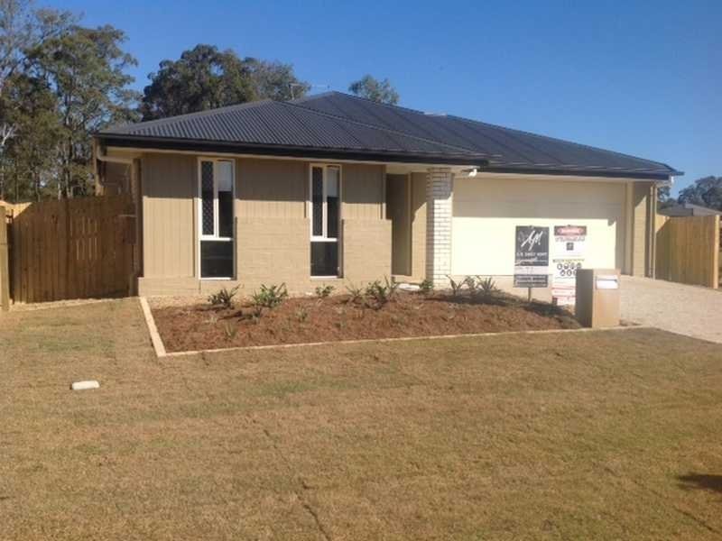 27 Woodgate Street, Oxley QLD 4075