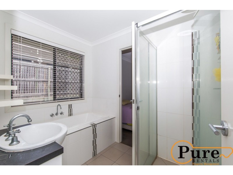 56 Goundry Drive, Holmview QLD 4207